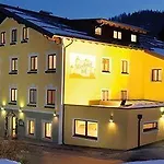 Hotel Werfenerhof 3*